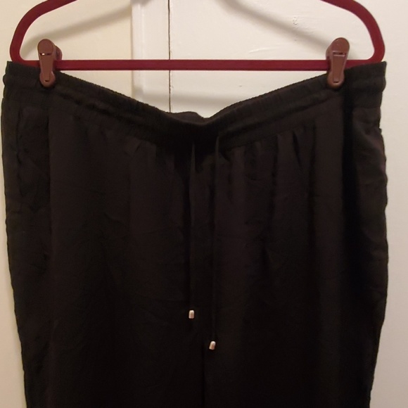 Black drawstring pants - Picture 2 of 2